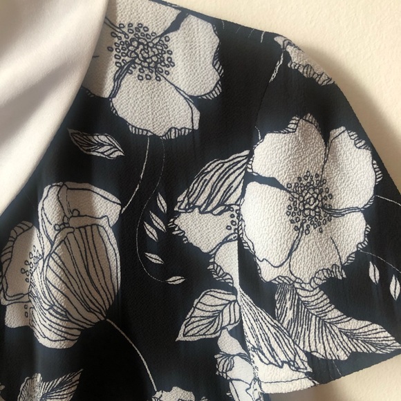 Faith and joy blouse - Picture 4 of 6